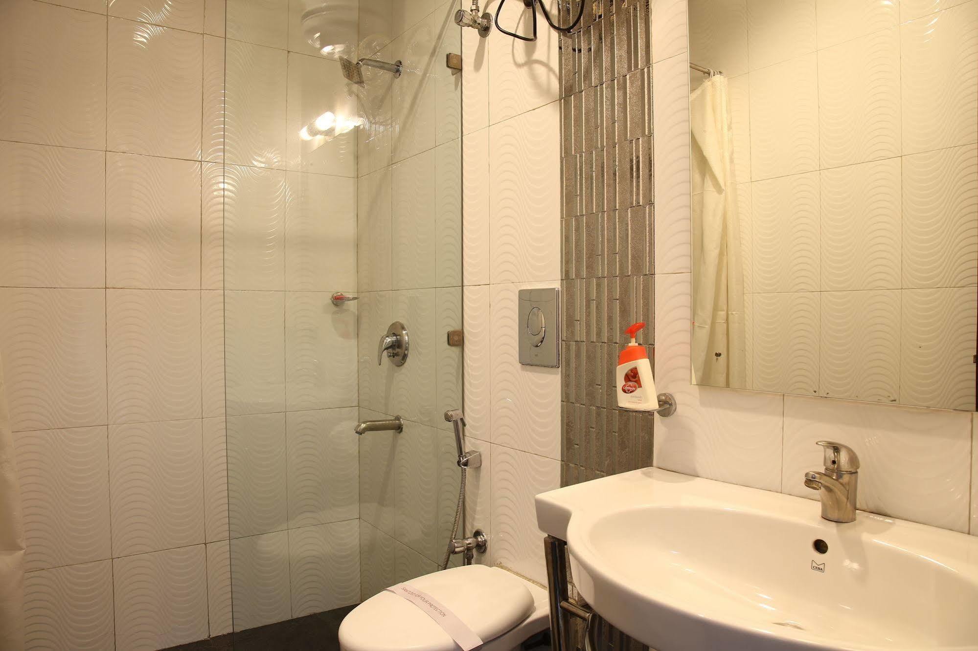 Fabhotel Exotica Greenpark Yeni Delhi Dış mekan fotoğraf